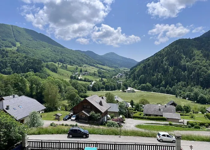 Le Balcon D'aillon Apartmán *